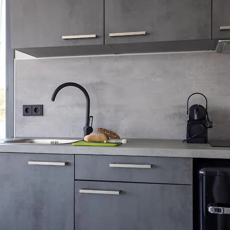 Tiny Houseboat I Chalet Uitgeest