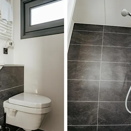 Chalet Tiny Houseboat I *