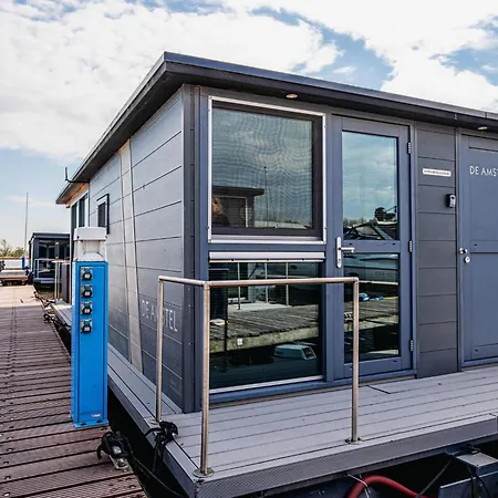 Tiny Houseboat I Dağ evi Uitgeest